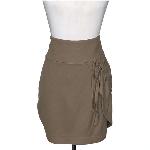 Karl Lagerfeld Wool Mini Ruched Skirt Women’s 4 Fall Christmas Holiday Gift - Picture 2 of 11